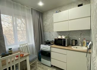 Продажа 1-комнатной квартиры, 32 м2, Копейск, улица Калинина, 3