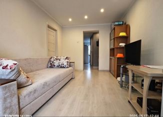 Сдаю трехкомнатную квартиру, 60 м2, Калининград, улица Аксакова, 74