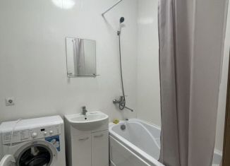 Сдается двухкомнатная квартира, 50 м2, Краснодарский край, улица Вишняковой, 1/23к2