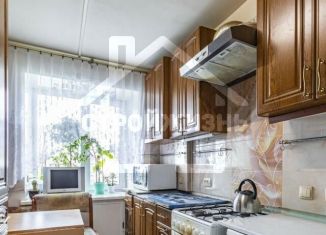 Продаю 3-ком. квартиру, 70.8 м2, Екатеринбург, Красный переулок, 6, метро Уральская