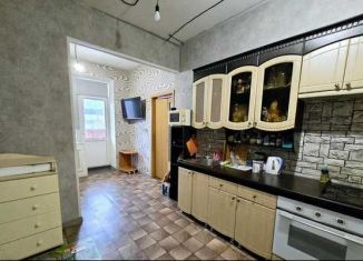 Продам 1-комнатную квартиру, 42.3 м2, Северск, Сосновая улица, 2