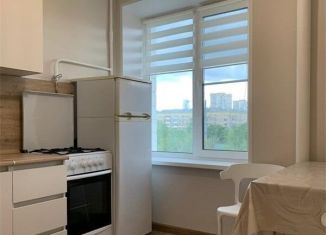 Сдача в аренду 1-комнатной квартиры, 30 м2, Москва, Сеславинская улица, 24, ЗАО