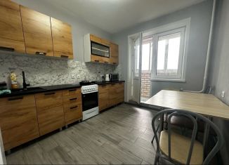 Сдаю двухкомнатную квартиру, 60 м2, Ярославль, улица Щорса, 8, ЖК Симфония