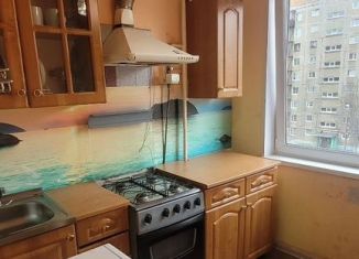 Сдается в аренду 2-комнатная квартира, 44 м2, Мурманск, улица Олега Кошевого, 6к2