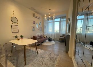 Продаю 2-комнатную квартиру, 94 м2, Москва, Херсонская улица, 43, ЮЗАО