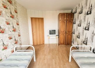 Сдам в аренду двухкомнатную квартиру, 62 м2, посёлок Шушары, Ростовская улица, 26к1