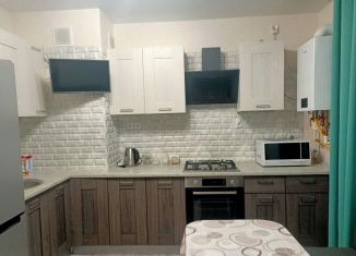 Продам 1-ком. квартиру, 32.1 м2, деревня Куюки, 13-й квартал, 7