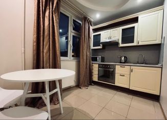 1-ком. квартира в аренду, 39 м2, Москва, улица Кутузова, 8, ЗАО