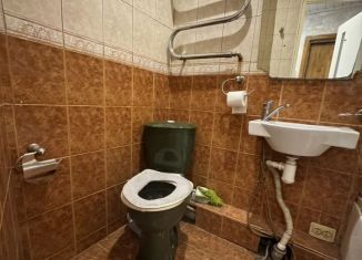 Продается трехкомнатная квартира, 59.8 м2, Выборг, Большая Каменная улица, 6