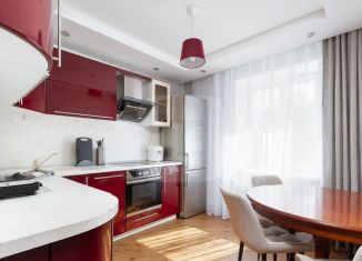 Продается 3-комнатная квартира, 77 м2, Новосибирск, 1-я Портовая улица, 2, метро Площадь Гарина-Михайловского