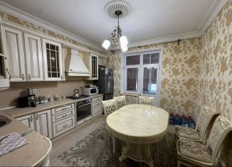 Продается двухкомнатная квартира, 75 м2, посёлок городского типа Семендер, Атлы-Боюнская улица, 70