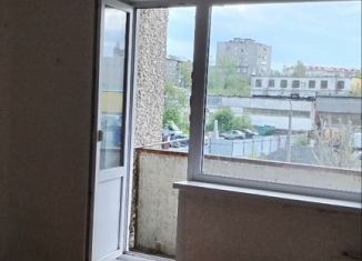 Продам 2-комнатную квартиру, 52 м2, Первоуральск, улица Строителей, 1