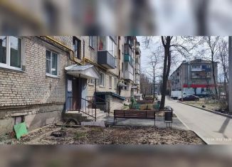 Продаю 2-ком. квартиру, 45.5 м2, Гусь-Хрустальный, улица Микрорайон, 36