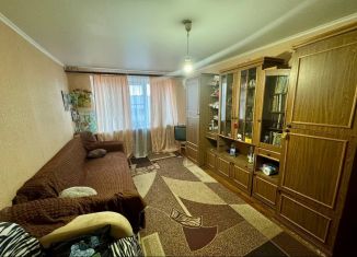 Продам 3-комнатную квартиру, 65 м2, Ставрополь, улица Маяковского, 16А, микрорайон № 6