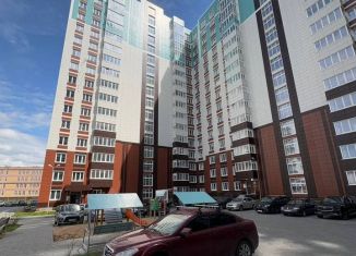 Продажа двухкомнатной квартиры, 60.3 м2, Смоленск, улица Александра Степанова, 12