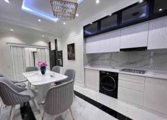 Продажа 3-ком. квартиры, 67.8 м2, Тюмень, ЖК Кватро