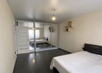 Продаю 1-ком. квартиру, 36.8 м2, Майкоп, улица 8 Марта, 22