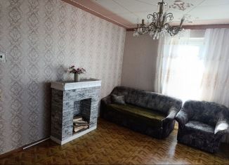 Продам 3-ком. квартиру, 69.4 м2, Армавир, улица Ефремова, 123