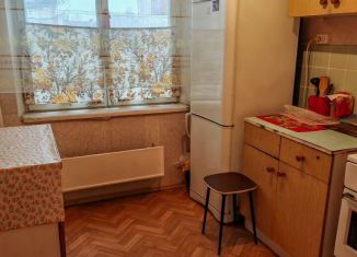 Продам трехкомнатную квартиру, 67.8 м2, Тольятти, улица 40 лет Победы, 82