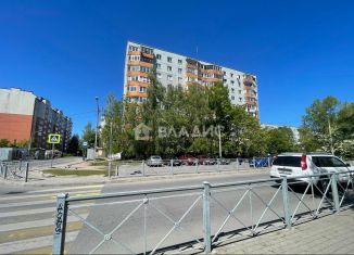 Продажа 2-ком. квартиры, 52.6 м2, Калининград, улица Ульяны Громовой, 95