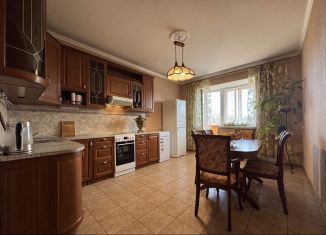 Сдача в аренду трехкомнатной квартиры, 109.2 м2, Томск, Пионерский переулок, 10