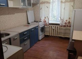 2-ком. квартира в аренду, 42 м2, Батайск, улица Панфилова, 22А