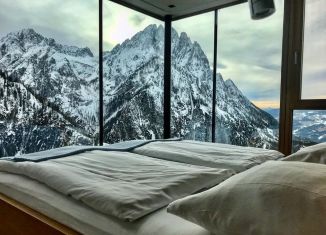 Продажа 2-комнатной квартиры, 47.5 м2, Сочи, Краснодонская улица, 49, микрорайон КСМ