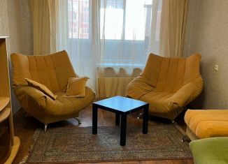 Продам 1-ком. квартиру, 45 м2, Тольятти, улица 40 лет Победы, 19Б