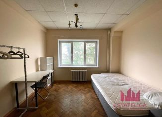 3-ком. квартира в аренду, 70 м2, Москва, Лесная улица, 35/2, метро Менделеевская