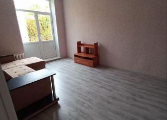 Продам 3-комнатную квартиру, 67 м2, Волхов, Волховский проспект, 33