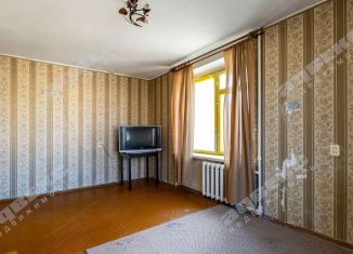 Продается 2-ком. квартира, 40 м2, Санкт-Петербург, проспект Ветеранов, 105, Кировский район