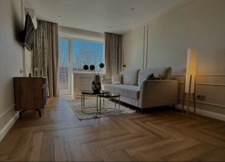 Сдам 2-комнатную квартиру, 56 м2, Калининград, Эпроновская улица, 15