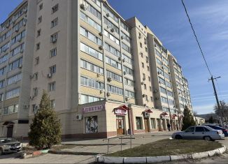 Продам 1-комнатную квартиру, 55 м2, Балашов, улица Пушкина, 40