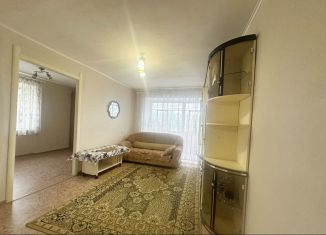 Сдам в аренду трехкомнатную квартиру, 58 м2, Нижний Тагил, Гвардейская улица, 31