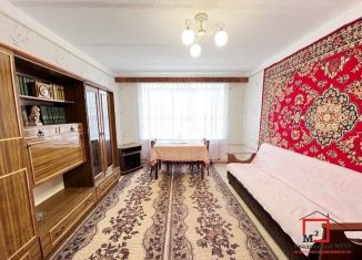 Продам 2-ком. квартиру, 52 м2, Сокол, Советская улица, 94А