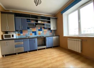 Сдам в аренду 1-ком. квартиру, 45 м2, Калининградская область, Брусничная улица, 13