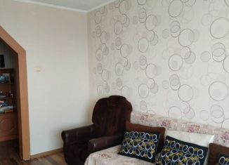 Продается 3-комнатная квартира, 60 м2, Ишимбай, улица Докучаева, 12А