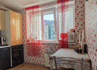 Продается двухкомнатная квартира, 40.9 м2, село Орёл-Изумруд, Петрозаводская улица, 26А