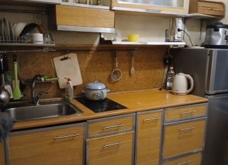 Сдается двухкомнатная квартира, 42 м2, Москва, улица Корнейчука, 34, СВАО