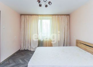 Сдается в аренду 2-ком. квартира, 62 м2, Тюменская область, улица Пермякова, 76
