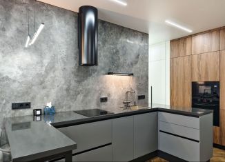 Сдам 1-ком. квартиру, 44 м2, Тюмень, улица Разведчика Кузнецова, 5, Центральный округ
