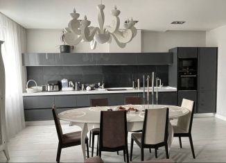 Сдается в аренду 3-комнатная квартира, 109 м2, Новосибирская область, улица Державина, 77