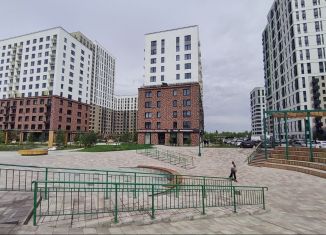 Продается трехкомнатная квартира, 77.3 м2, Тюмень, улица 50 лет Октября, 63к2