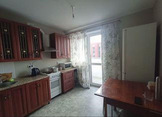 2-ком. квартира на продажу, 45 м2, поселок городского типа Стройкерамика, улица Антонины Зубовой, 2с3