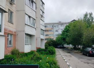 Продаю 3-комнатную квартиру, 69 м2, поселок Дубовое, Ягодная улица, 5Б