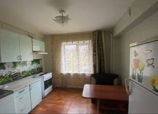 Продаю трехкомнатную квартиру, 65 м2, Юрга, улица Машиностроителей, 47Б