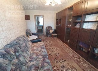 Продам 3-комнатную квартиру, 58 м2, Курская область, Запольная улица, 43