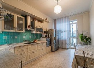 Продается четырехкомнатная квартира, 126 м2, Московская область, Лесная улица