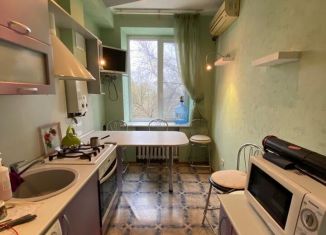 Продается 3-комнатная квартира, 71 м2, Ростовская область, проспект Ленина, 48