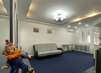 Сдача в аренду двухкомнатной квартиры, 64 м2, Нальчик, улица Шортанова
